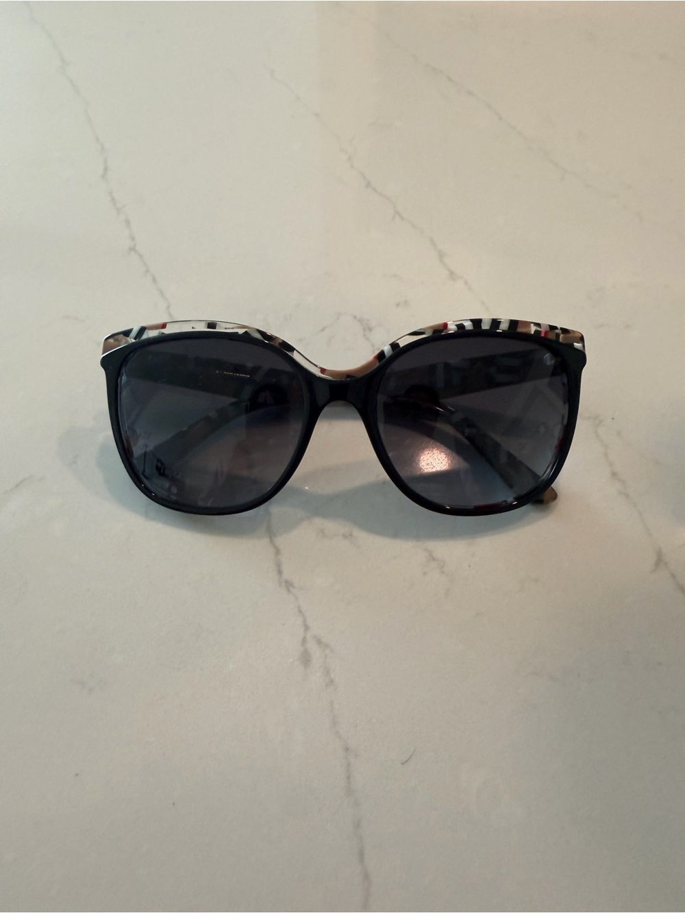 Burberry Black and Tortoiseshell Cat-Eye Sunglasses